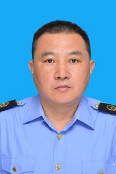  /p> p>现任安徽省合肥市肥西县市场监督管理局副局长,党组副书记,一