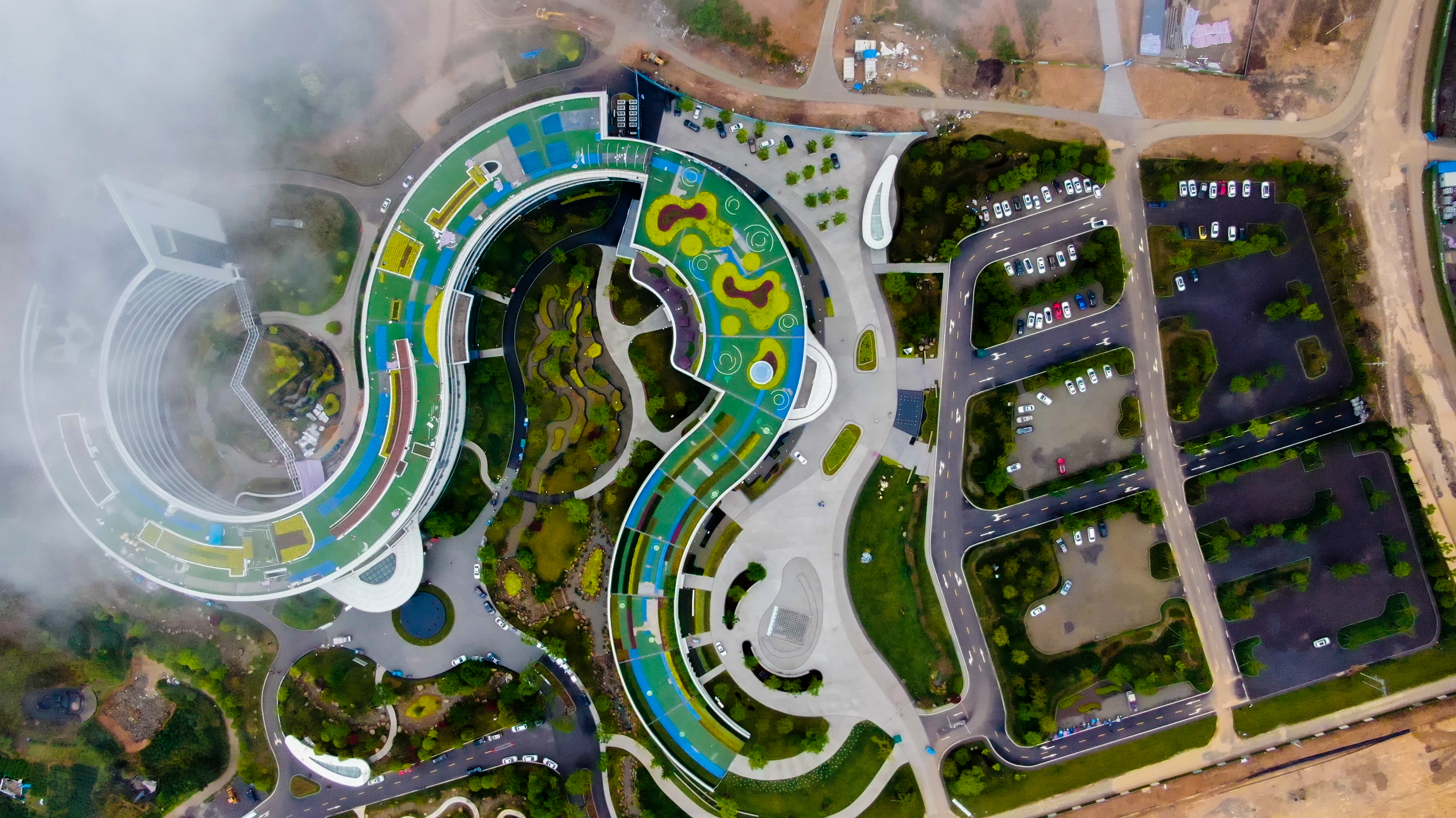  p data-id="gnc1aaqa71">华东大峡谷氡泉旅游度假区,位于泰顺县雅阳