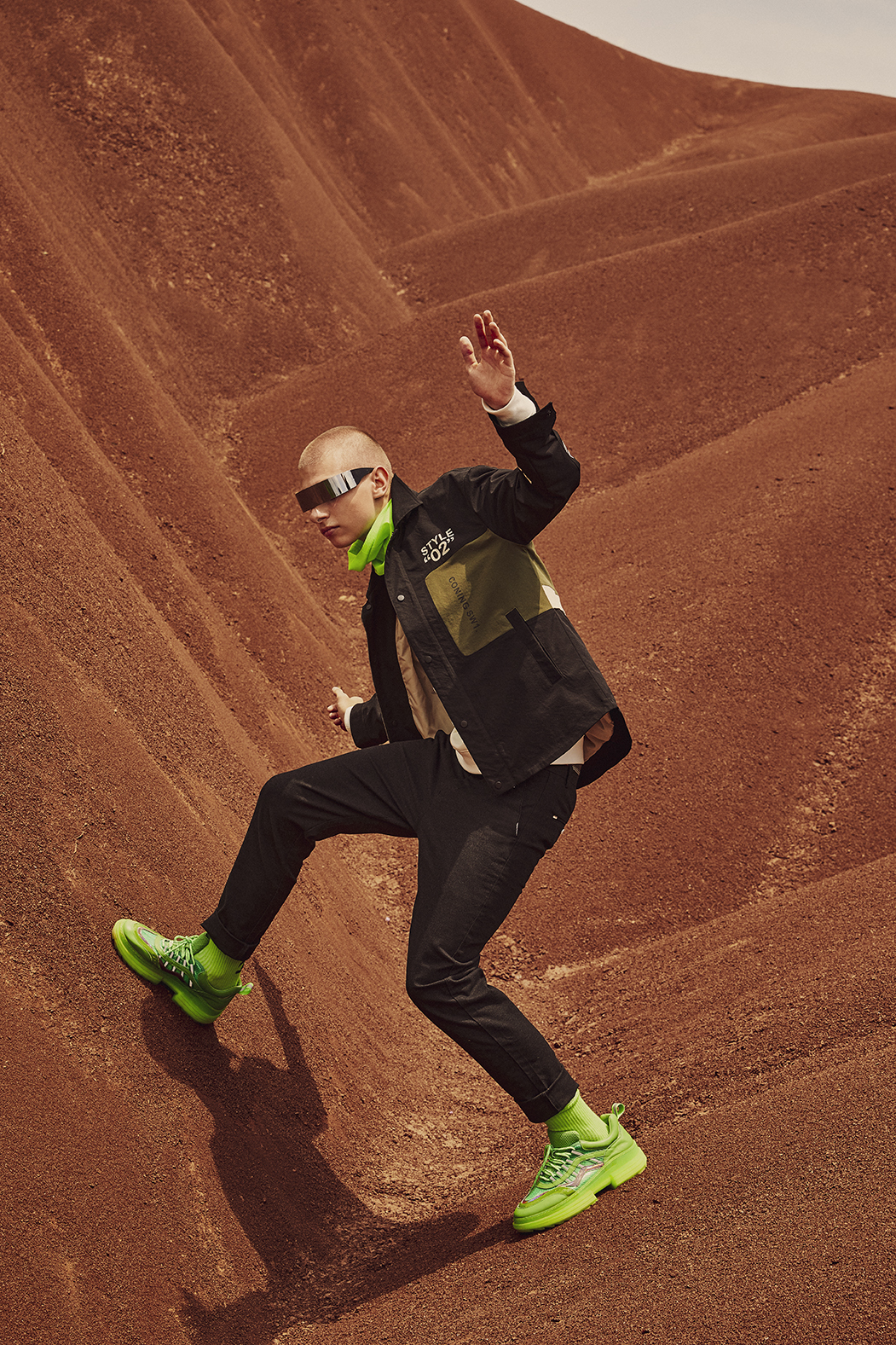  p>hxtide是中国本土快时尚男装品牌,简称hx.