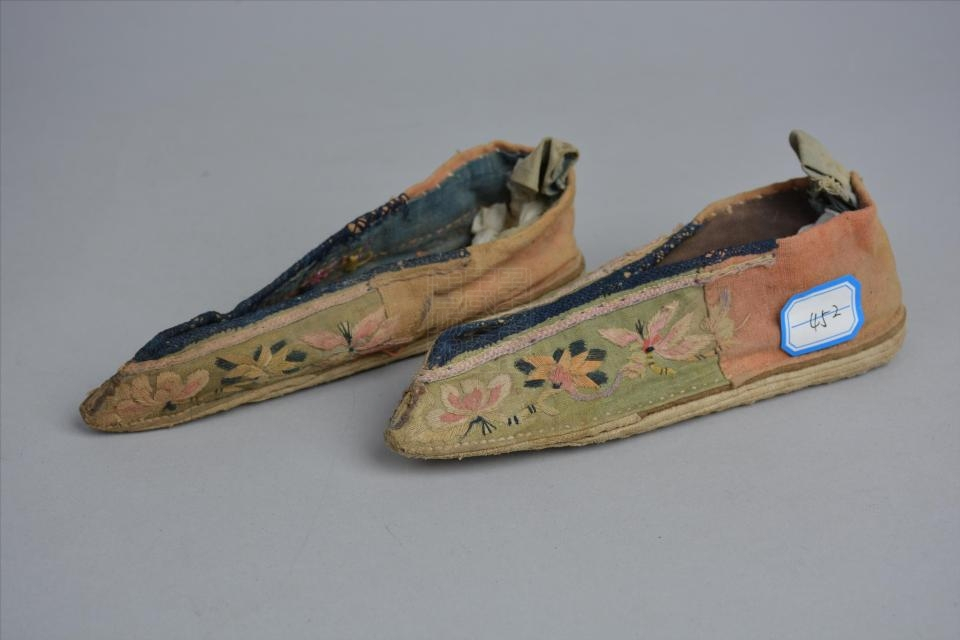 民国平头金莲弓鞋