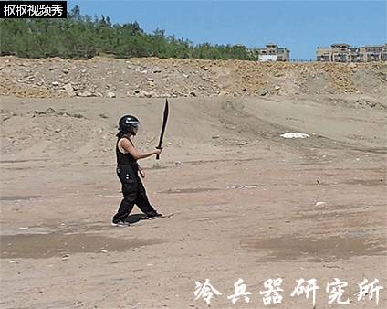 真人演示！高手真能用武器拨开飞箭吗？_百科TA说