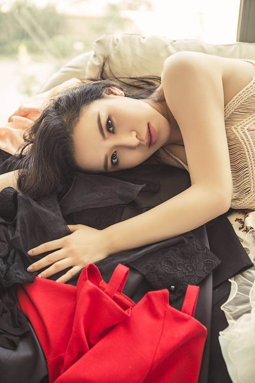  a target="_blank" href="/item/小宝">小宝 /a>俏佳人》,香港演员 a