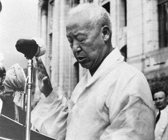  p> b>李承晚 /b>( a target="_blank" href="/item/韩语">韩语 /a>