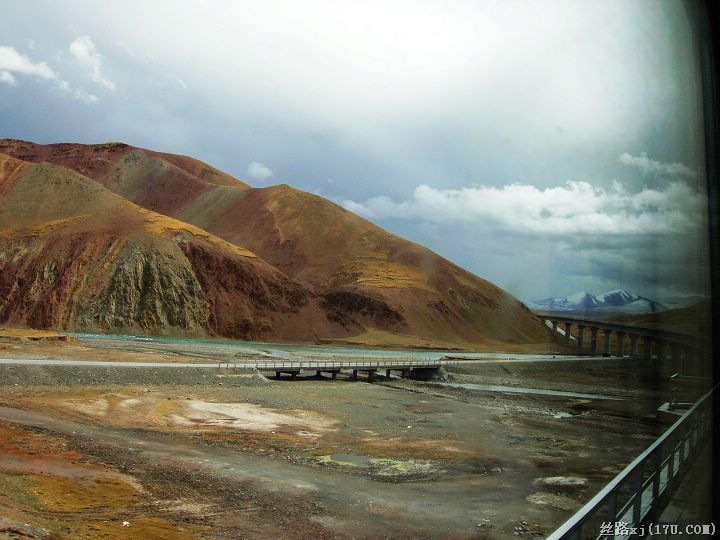 亚洲/133681" data-lemmaid="133681">亚洲 /a>内陆高原,是中国最大