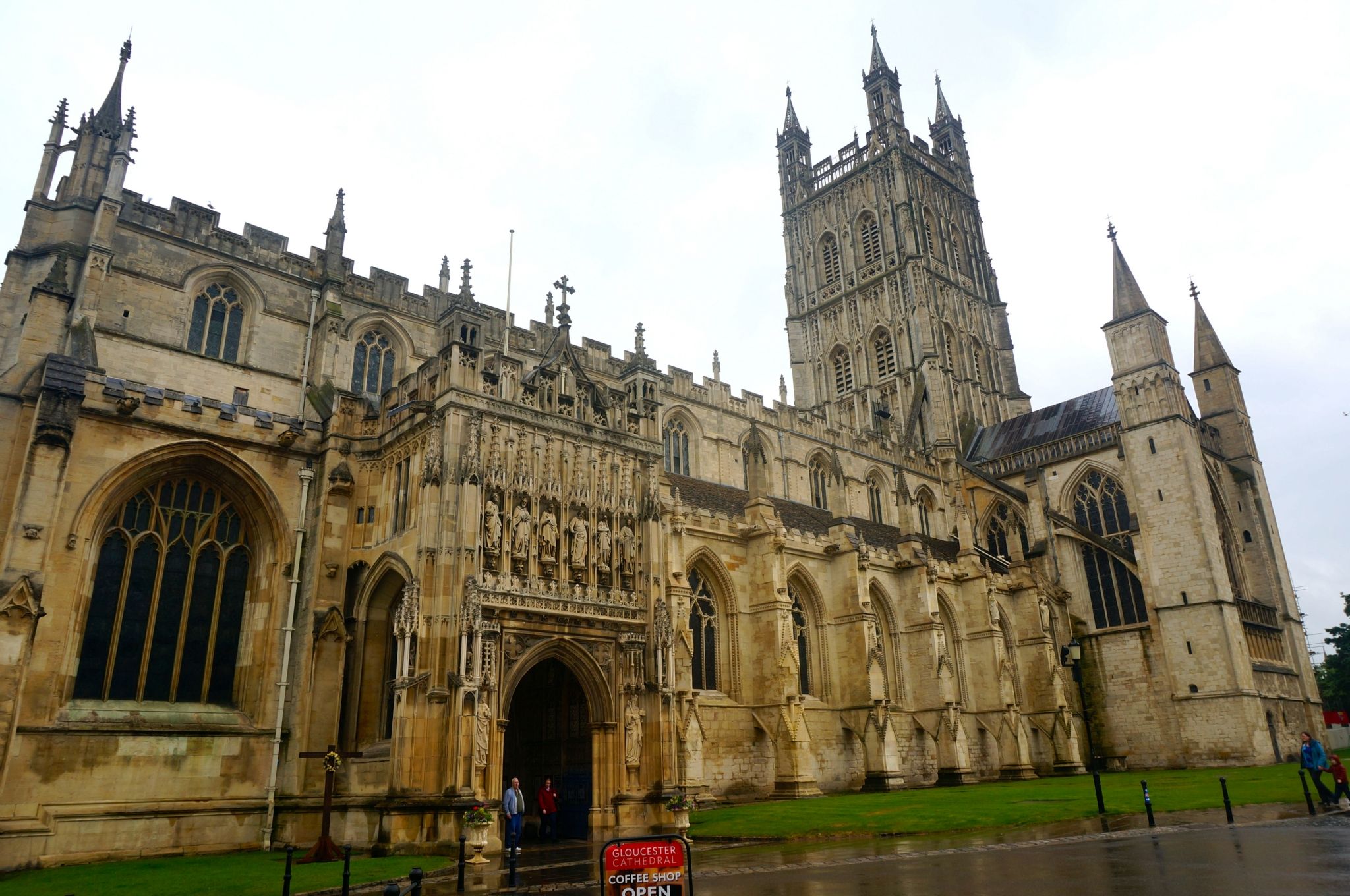  p data-id="gnwm0twm0g">格洛斯特郡(gloucestershire)是英国 a