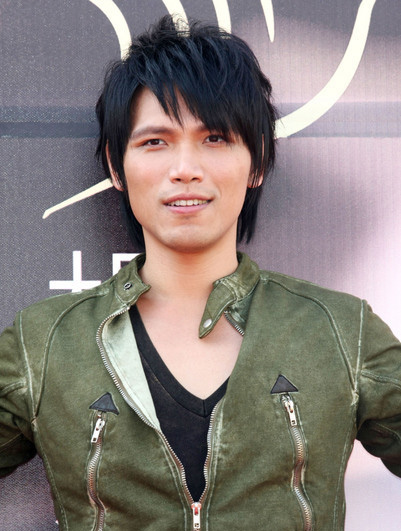  p data-id="tlnpudiernzy">《无常》是杨宗纬演唱的 a target="