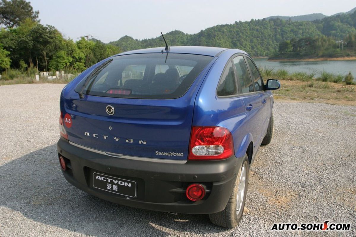 此次投放的韩国双龙rexton多用途四驱越野车,售价24.98-38.