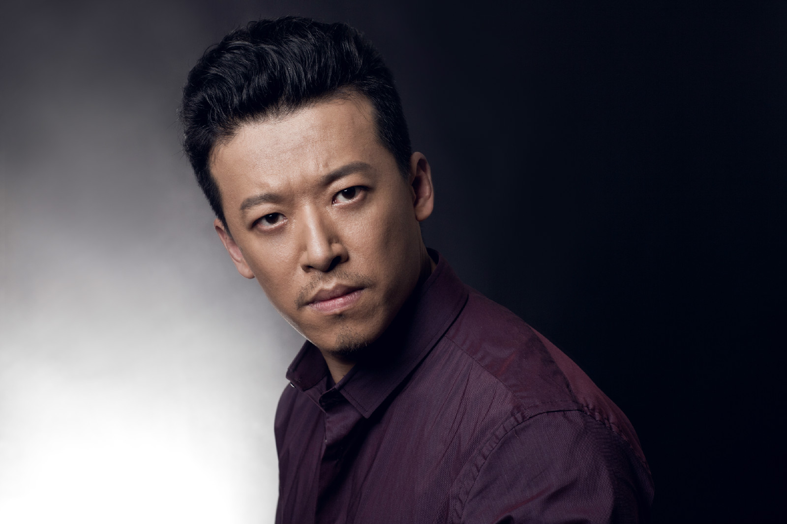  p data-id="gnt4b7qn87">郭昊伦,1976年4月8日出生于山东省济南市