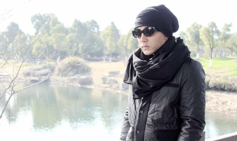  p>《千山暮雪》是由黄克敏执导,刘恺威,李智楠,刘科楠等主演的爱情片