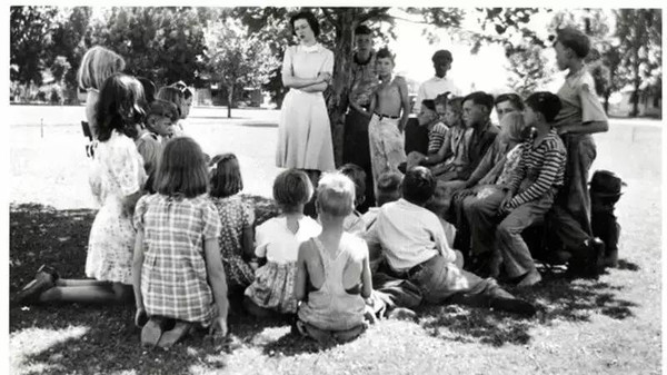  p>贝芙莉·克莱瑞(beverly cleary),1916年生于美国的俄勒冈州.
