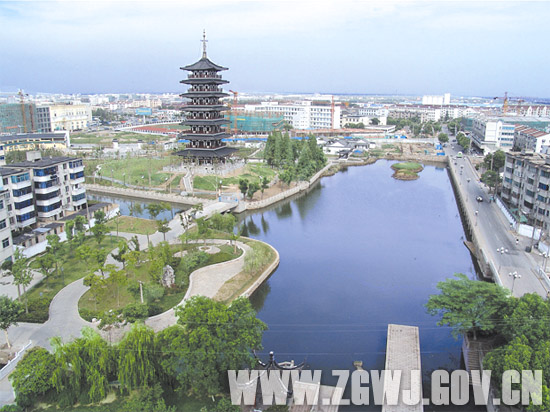  p>垂虹遗址公园是 a target="_blank" href="/item/松陵镇/7769462"