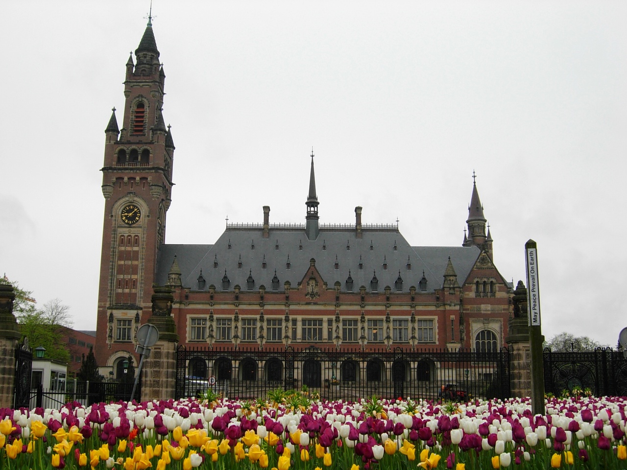 ">荷兰 /a>的著名 a target="_blank" href="/item/建筑/405099" data