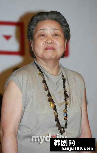  p>老戏骨是香港方言,一般指的是演艺技能娴熟的影视戏剧老演员,形态