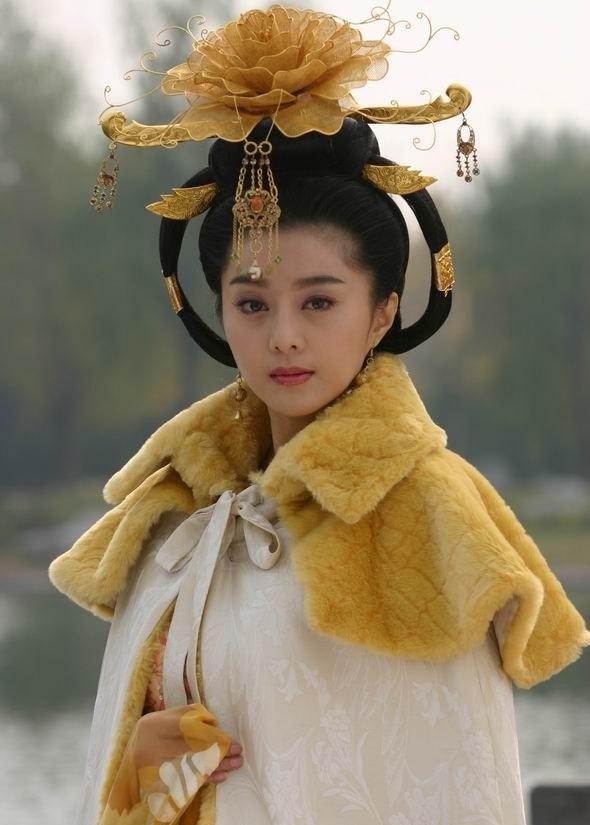 西安大唐芙蓉园影视文化传播有限公司联合出品的古装电视剧,该剧由 a