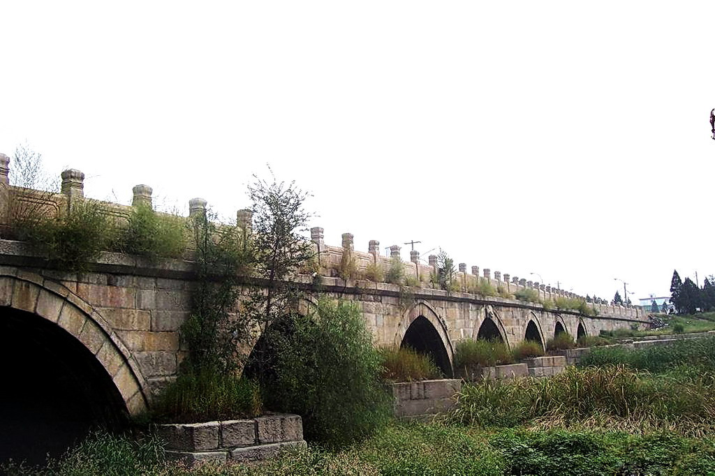  p> a href="#" data-lemmaid="3143611">朝宗桥 /a>又名沙河北大桥.