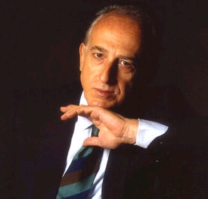  p data-id="gnwkipyjjr">毛里奇奥·波利尼(ma