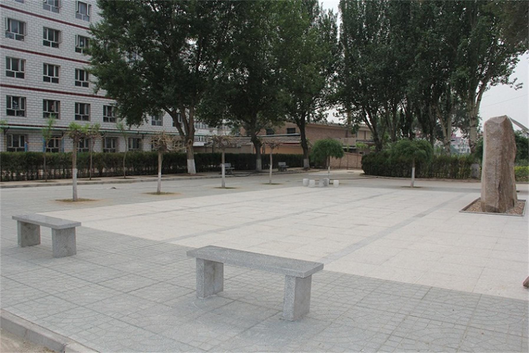 张家口第十中学