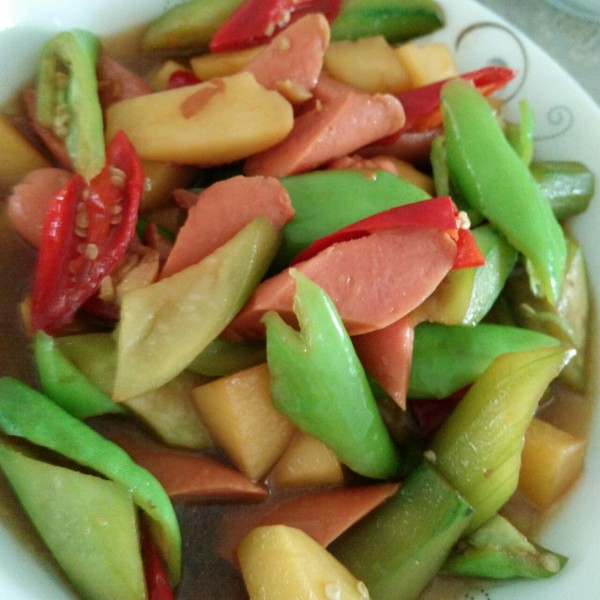 火腿榄菜炒丝瓜