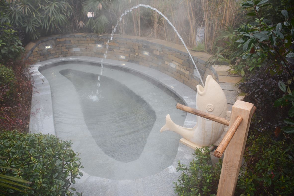  p>遵义汇川国际温泉旅游城位于遵义市 a href="#" data-lemmaid="