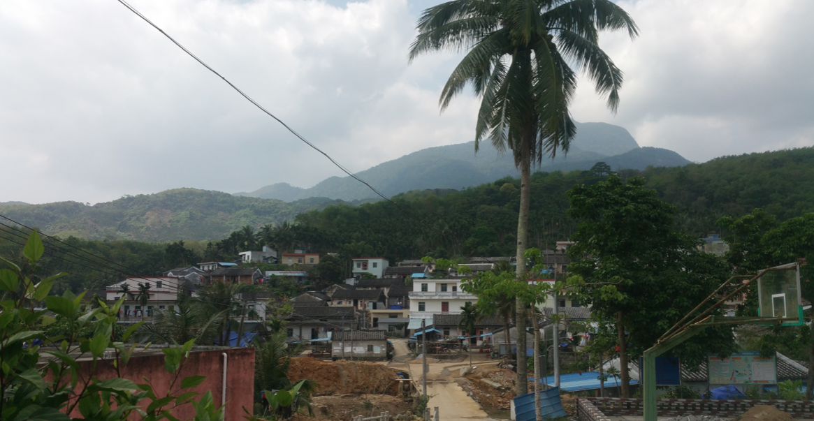 中平镇,隶属于海南省琼中黎族苗族自治县,地处琼中黎族苗族自治县