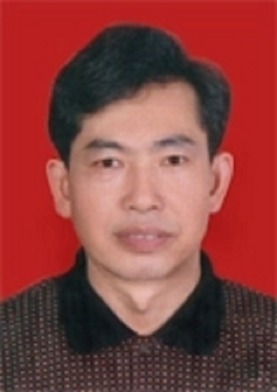 ">2007年4月起任中共龙川县纪律检查委员会副书记,县监察局局长 /p>