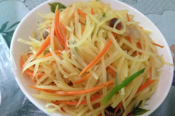 土豆胡萝卜丝