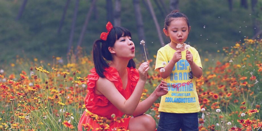 陈苏,主持名红果果,出生于浙江省杭州市,中国内地节目主持人,毕业