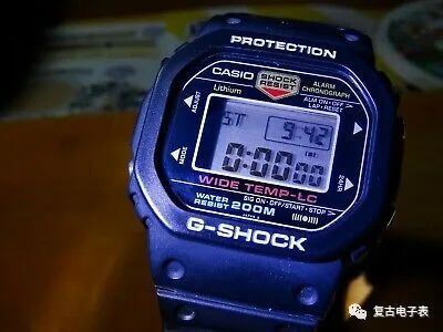 CASIO カシオ　G-SHOCK 初期モデル　WW-5300 カシオ G-SHOCK Gショック WW-5300C-1 極寒地でも駆動を続ける耐