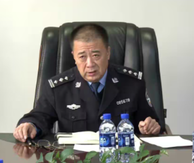 丁庆宝,曾任黑龙江省鹤岗市公安局治安