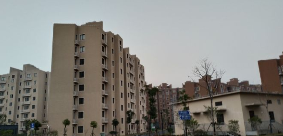  p data-id="gn13hodz79">佘北家园荷盛苑位于上海市松江佘山,共计
