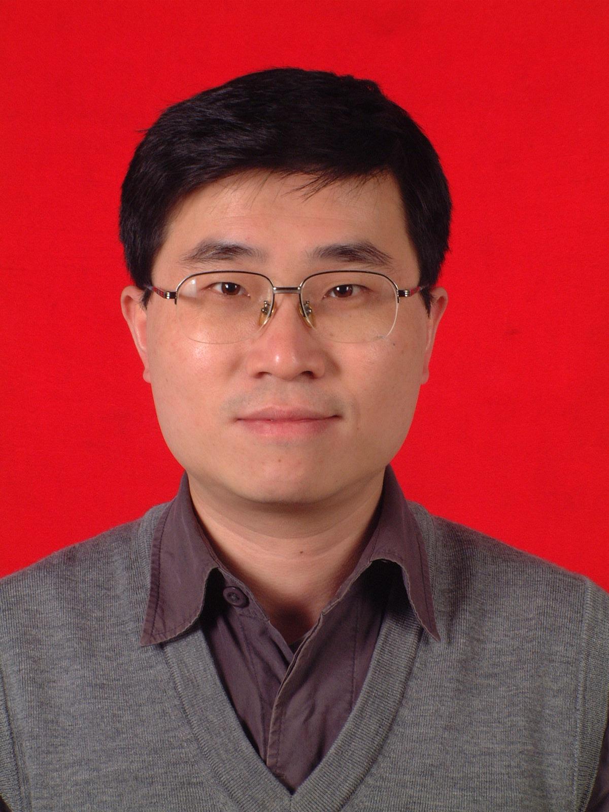 潘志文