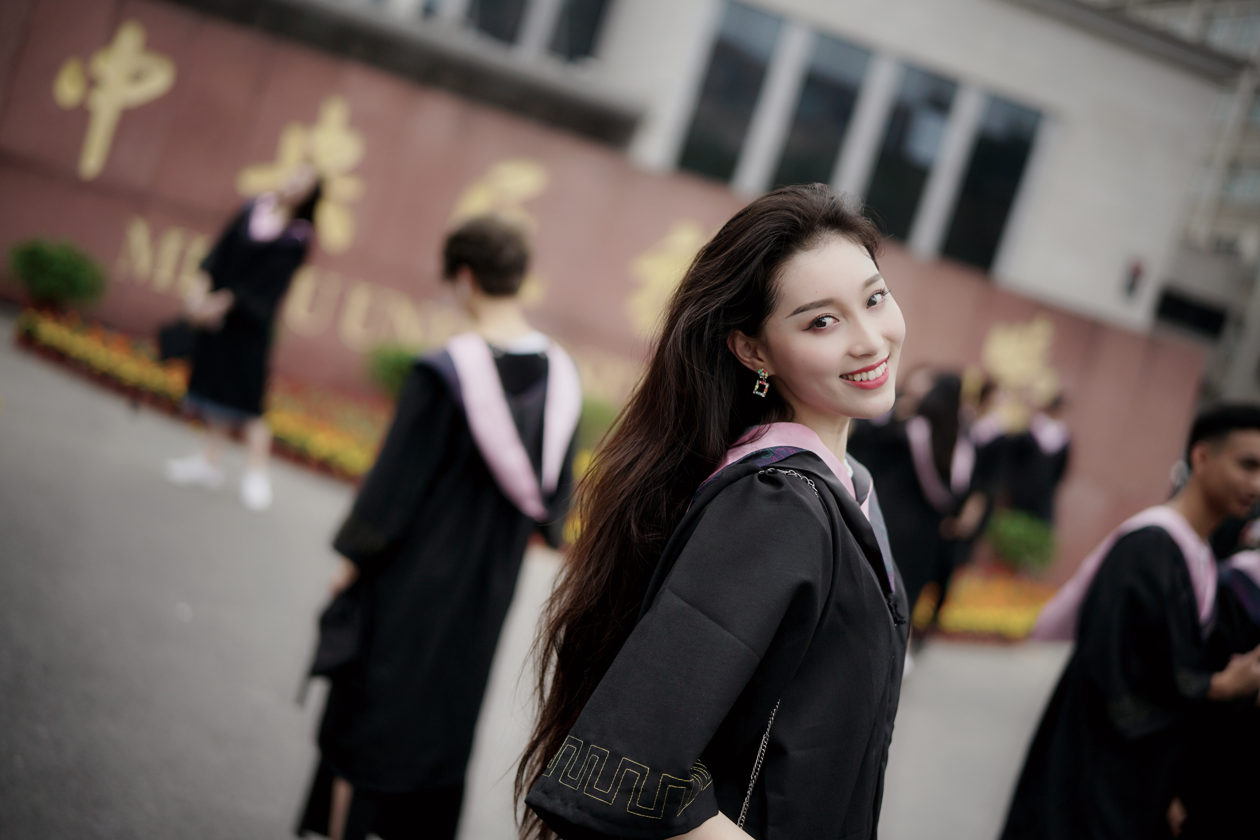中央民族大学文凭(中央民族大学文凭硬吗)
