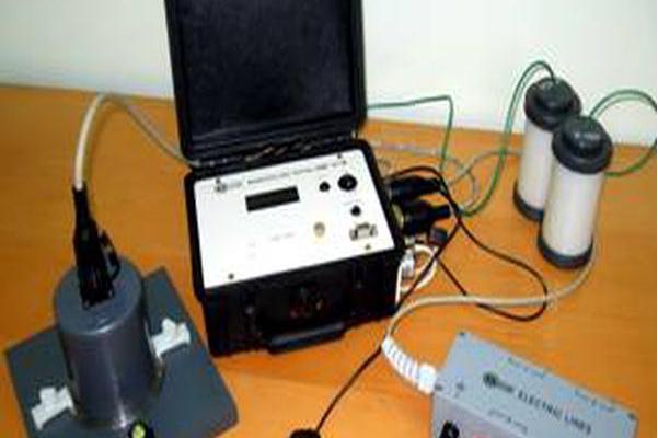 长周期大地电磁仪