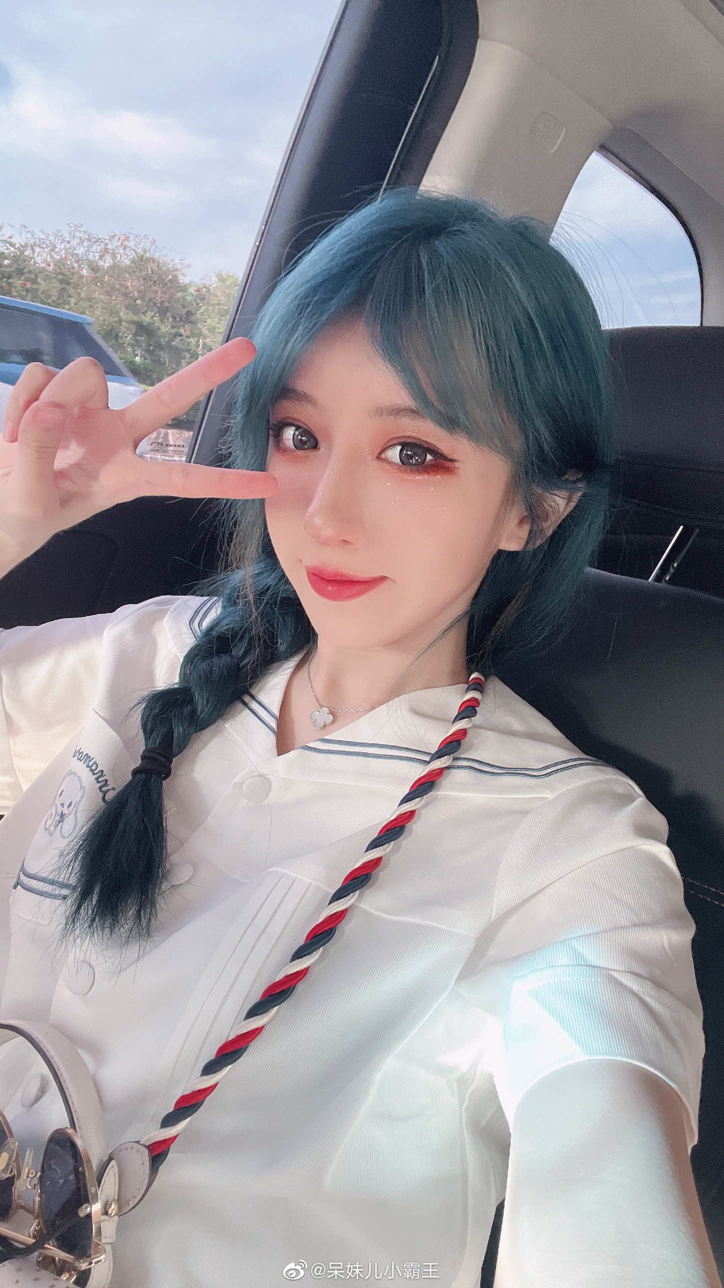  p data-id="gnvg121qg9">呆妹儿小霸王,本名吉昕薇,女,汉族,1995年9