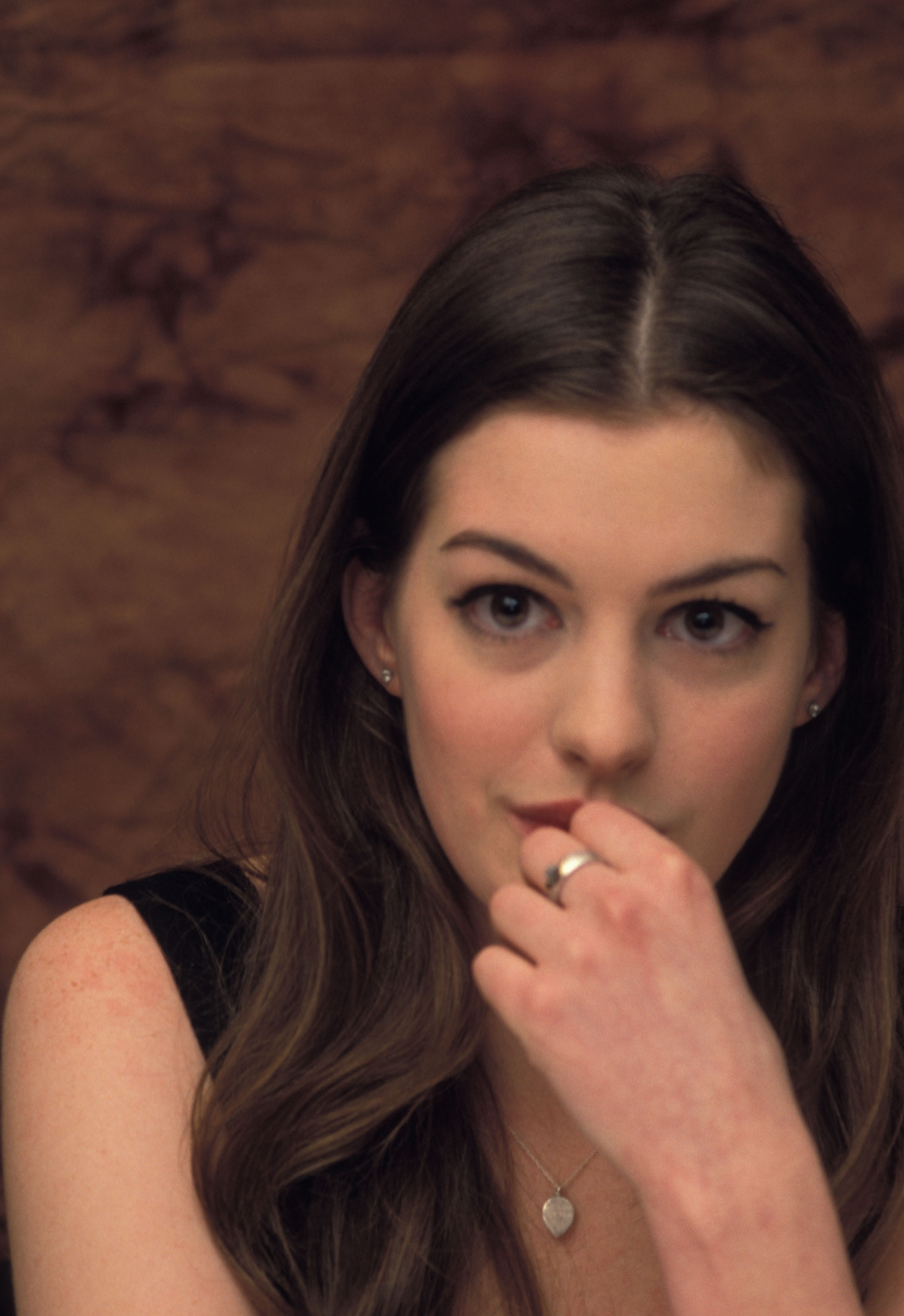  p>安妮·海瑟薇(anne hathaway),1982年11月12日出生于美国纽约州