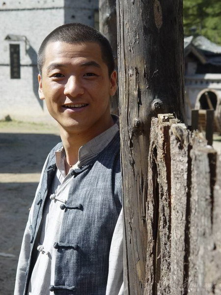 >朱传杰是电视剧《 a target="_blank" href="/item/闯关东/10910774"