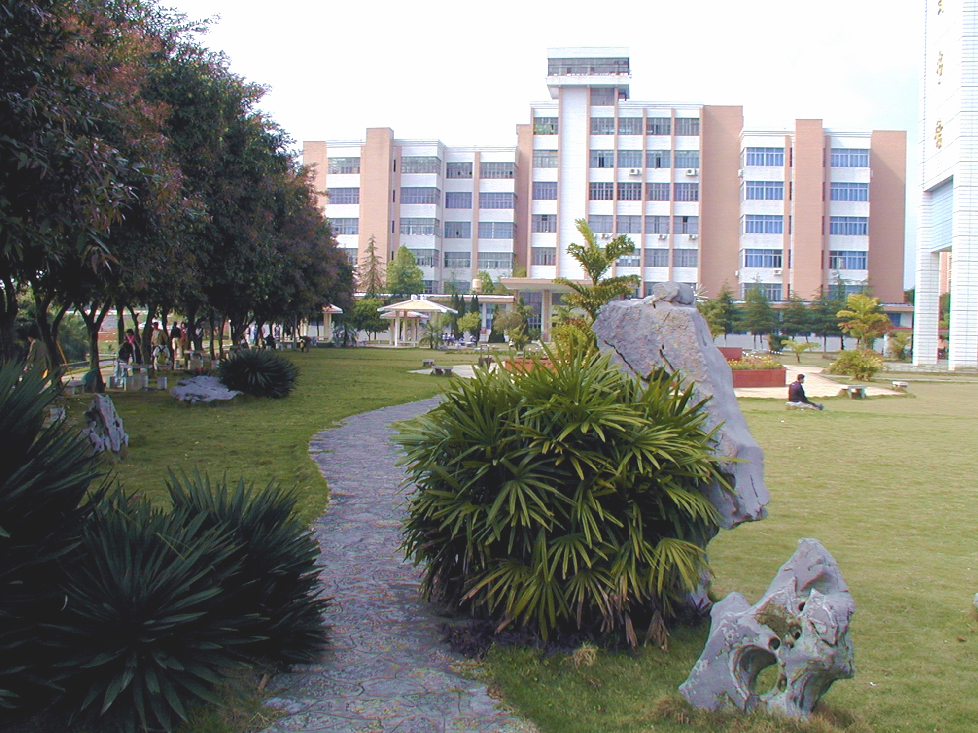  p>广西工学院是经 a href="#">国务院 /a>批准成立,直属广西壮族自治