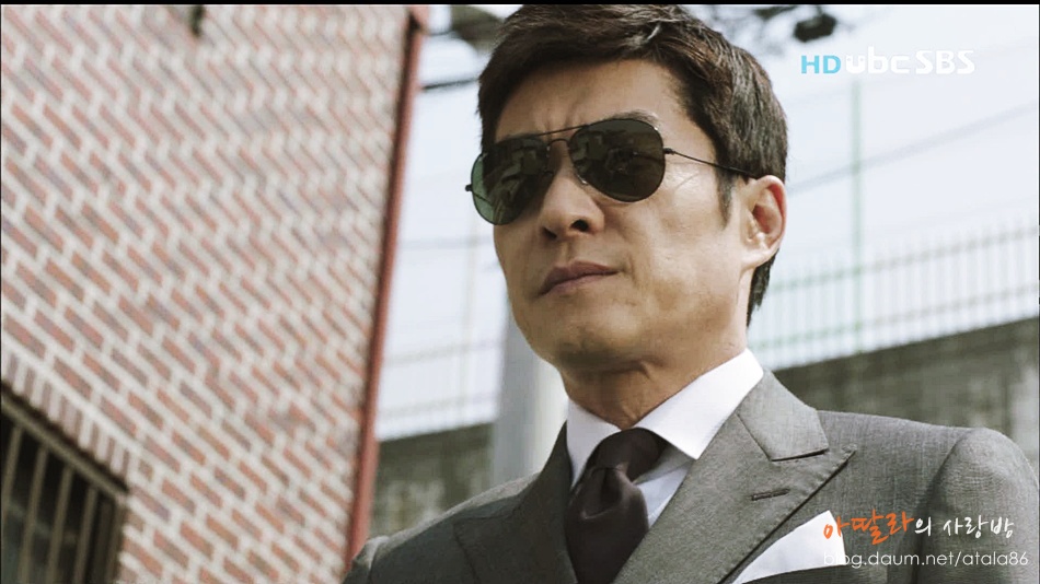  p>金相中(         ),1965年8月6日出生于首尔,毕业于 a target="