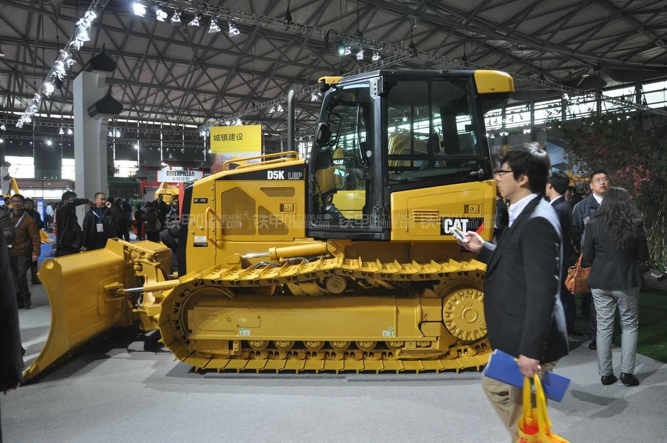 卡特彼勒d5k推土机
