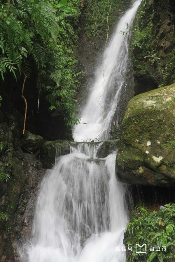  p data-id="gnwpcmz2mq">大帽山位于福建省龙海市白水镇,海拔794米