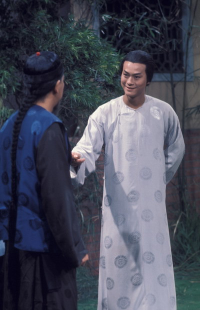  p data-id="gnx327ln1q">《书剑恩仇录》是1976年拍摄的 a target="