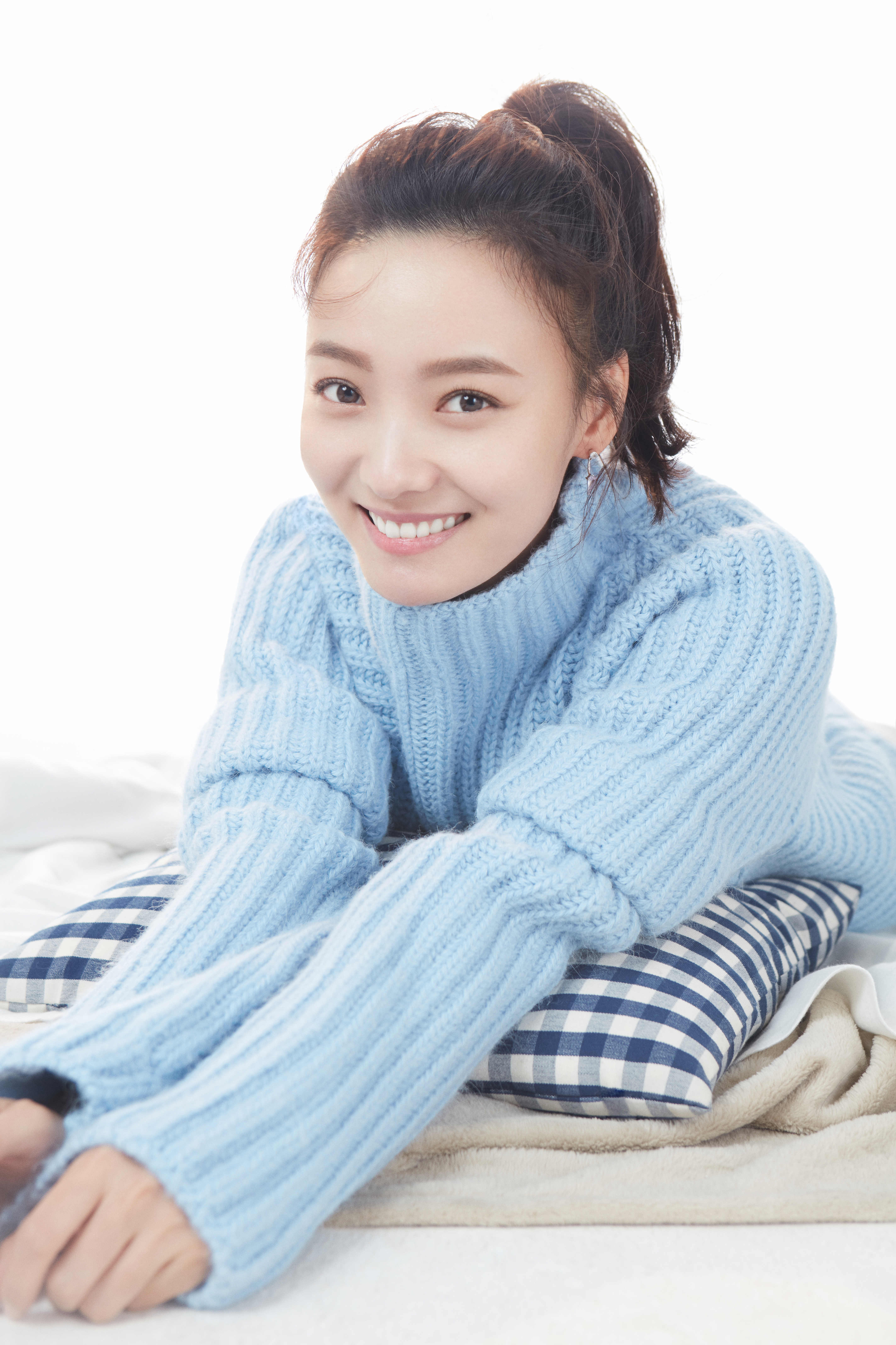  p>林源,原名林园,3月15日出生于北京,中国内地女演员,毕业于 a