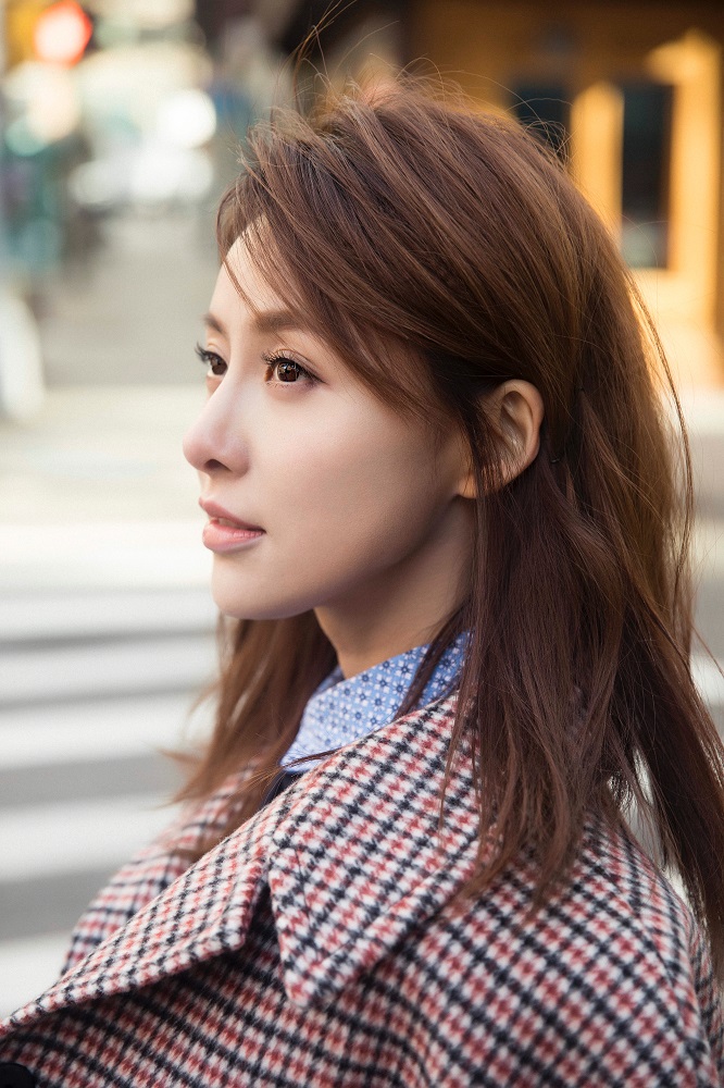  p>贾青,1986年11月2日出生于陕西省西安市,中国内地影视女演员,歌手