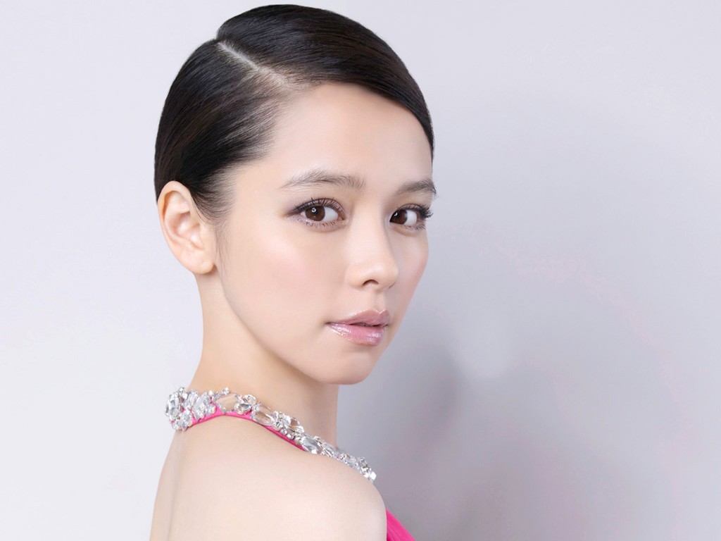 ビビアンスー),本名徐淑娟,1975年3月19日出生于台湾省台中市丰原区