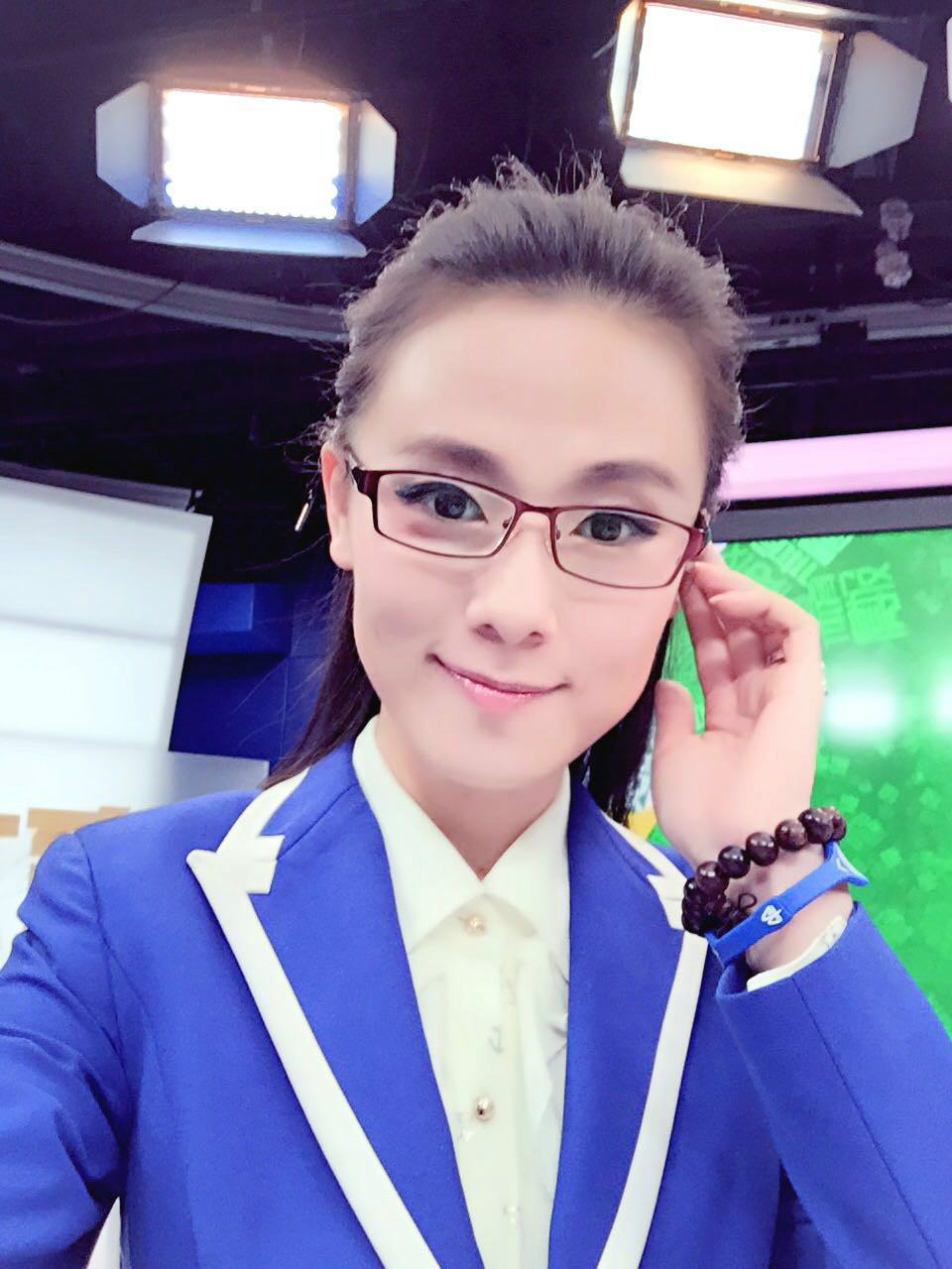  p>杨一  a target="_blank" href="/item/中