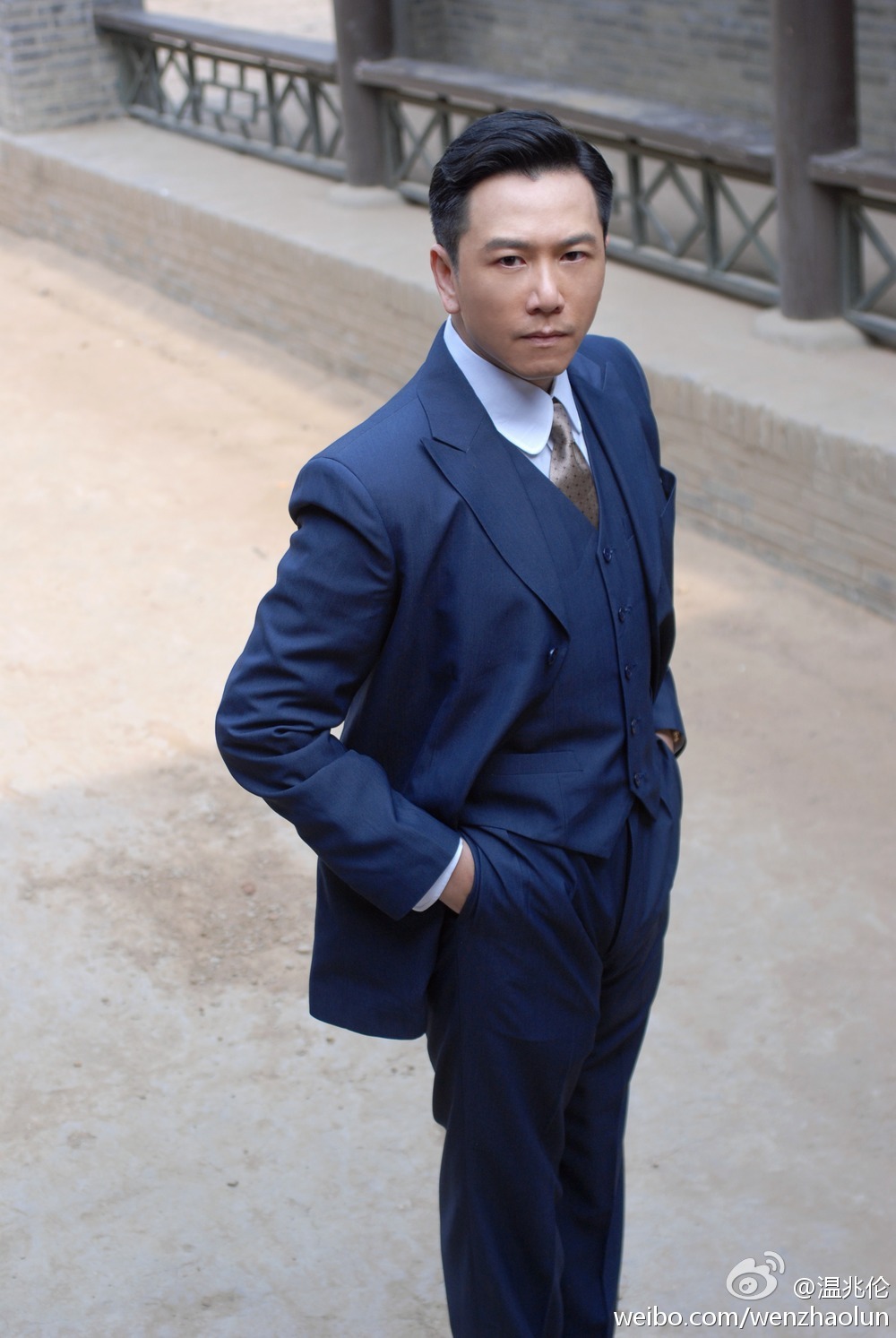 温兆伦