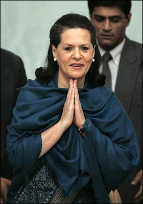  p> b>索尼娅·甘地 /b>(英文: b>sonia gandhi /b>,1946年12月9日-)