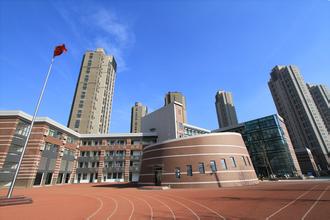 济南市历城第六中学