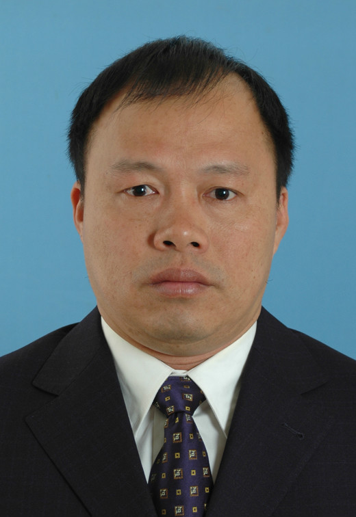  p>曾培新,男,担任广东省信宜市委常委,宣传部部长. /p>