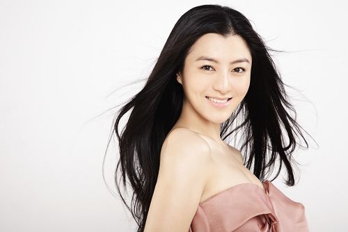  p>陈廷嘉 i>(原名陈丽丽) /i>,生于江苏省江阴市,中国大陆女演员